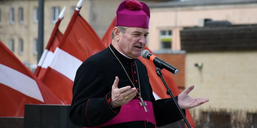 Свобода - это когда рядом не страдает другой человек: епископ призвал жителей Латвии не воевать друг с другом
