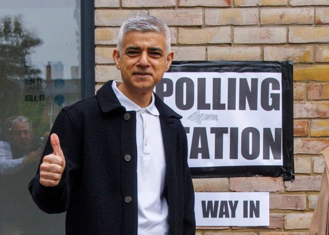 Par Londonas mēru atkārtoti ievēlēts Hans