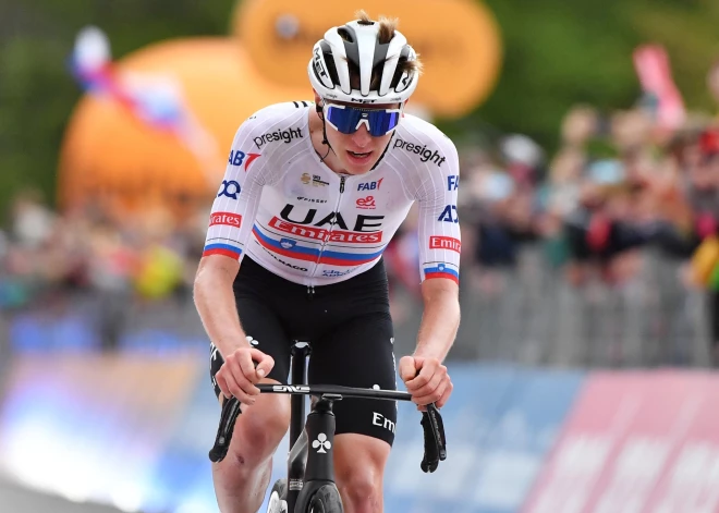 Pogačars uzvar pēdējā kāpumā un kļūst par "Giro d'Italia" līderi