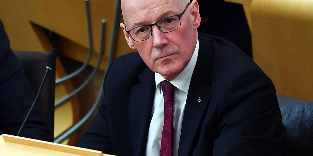 60 gadus vecais politikas veterāns Džons Svinijs ievēlēts par jauno Skotijas SNP līderi