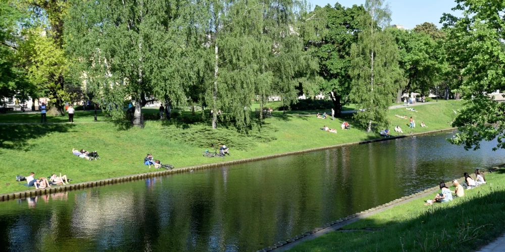 Во вторник в Латвии ожидается солнечная, но не особенно теплая погода