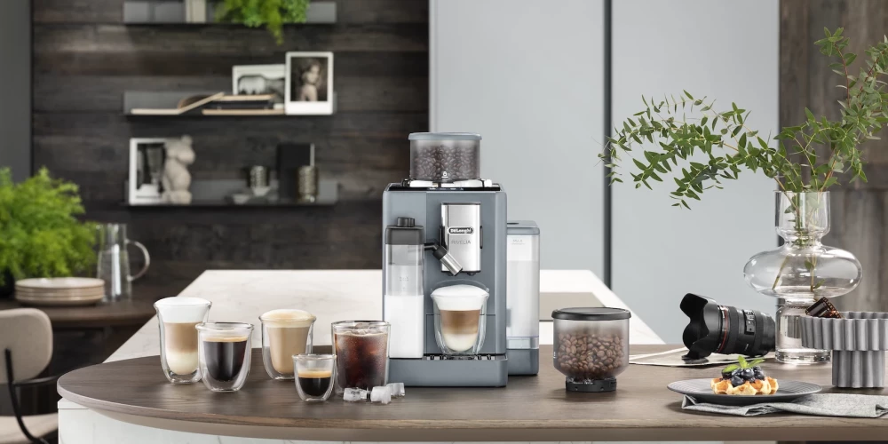 De'Longhi Rivelia kafijas automāts piesaista tirgus uzmanību ar trim iegūtām IF dizaina balvām