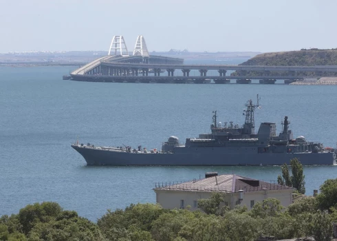 TEKSTA TIEŠRAIDE. Krievijas karš Ukrainā: Krievija vairs tik aktīvi neizmanto Krimas tiltu ieroču piegādei