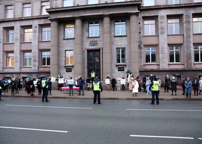 В планах правительства обнаружены противоречия - что не так со стратегией?