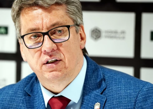 Latvijas hokeja izlases galvenais treneris Harijs Vītoliņš.