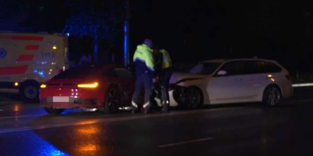 Из-за водителя Porsche мать и ее 6-летняя дочь попали в ДТП - виновный скрылся с места происшествия