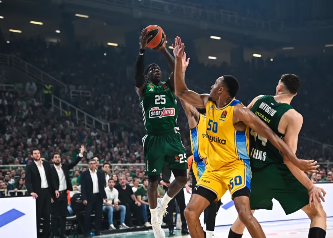 "Panathinaikos" basketbolisti iekļūst ULEB Eirolīgas finālčetriniekā