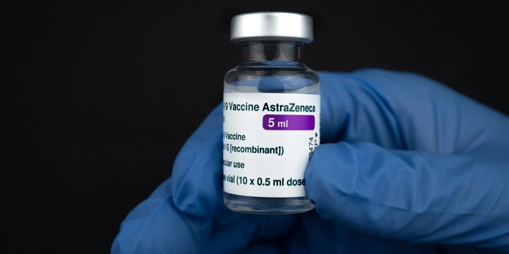На фоне судебных разбирательств AstraZeneca отзывает свою вакцину против Covid-19