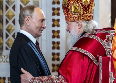 Krievijas vadonis Vladimirs Putins, tiekoties ar Pareizticīgās baznīcas galvu Kirilu.