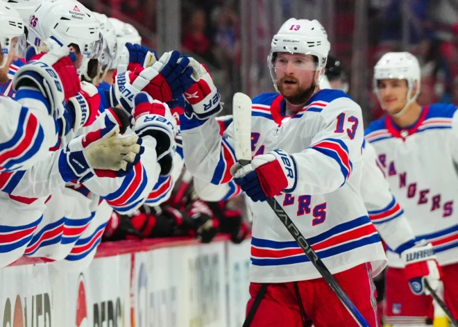 "Rangers" hokejisti nonāk uzvaras attālumā no Austrumu konferences fināla