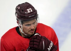 Latvija pasaules čempionātam pagaidām pieteikusi tikai 18 hokejistus; ir pārsteigumi
