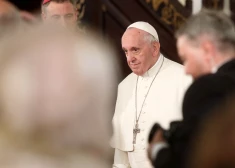 “2025. būs svētais gads,” paziņo pāvests Francisks