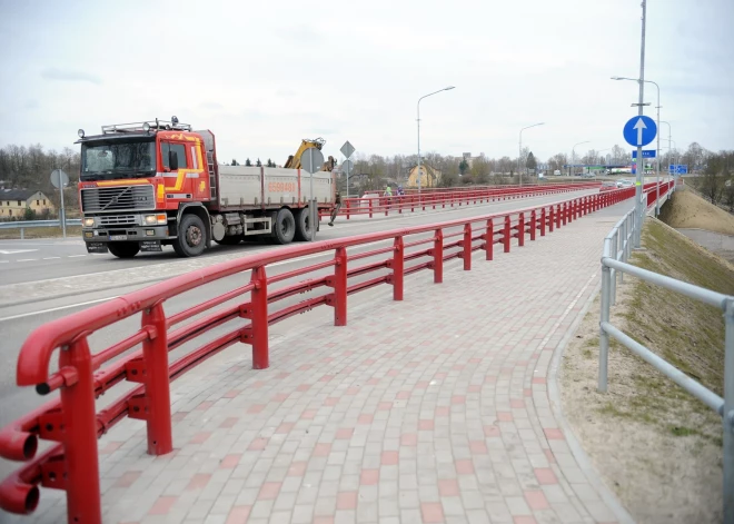 Sākot no jūnija, uz Lietuvu caur Bausku labāk nebraukt