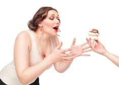 Как избавиться от тяги к сладкому - совет диетолога
