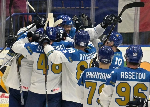 Kazahstānas hokejisti aizvadīja ļoti disciplinētu trešo trešdaļu, īsti neatstājot francūžiem izredzes uz atspēlēšanos.