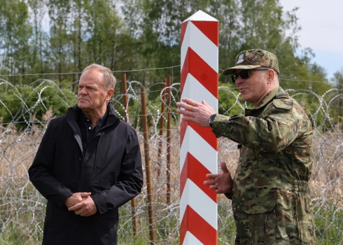 Varšava tērēs vēl 350 miljonus eiro, lai barjeru uz robežas ar Baltkrieviju padarītu nepārvaramu