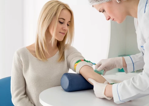 Arī tad, ja nav nekādu sūdzību par veselību, tāpat vēlams vienreiz gadā veikt pilnu asinsainu.