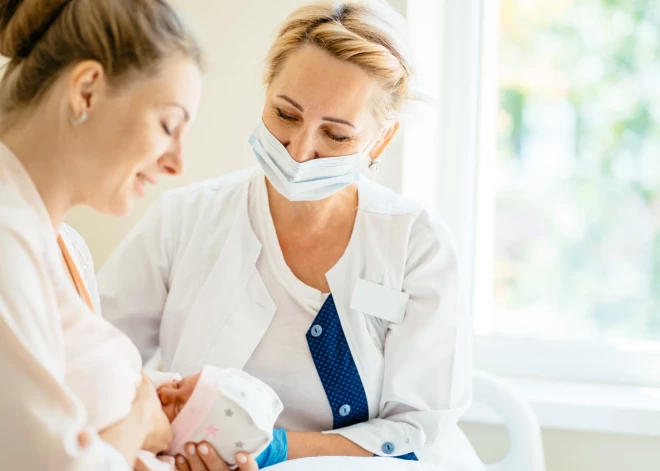 Nedēļas garumā Stradiņa slimnīcā godinās vecmātes un medicīnas māsas