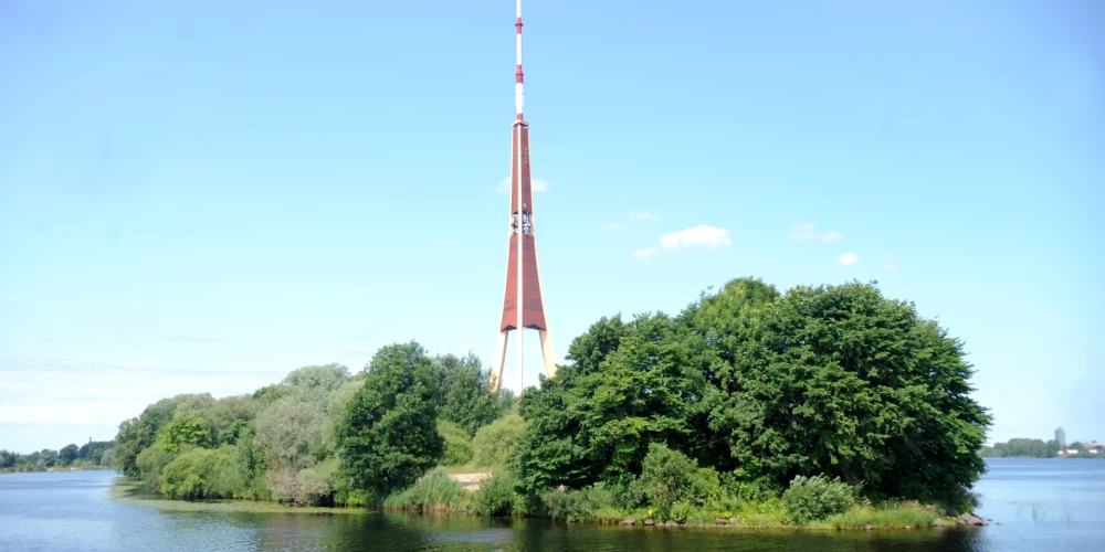 “Divvalodības veicināšana”: valodas centrs skarbi izsakās par LTV ieceri rīkot debates krievu valodā