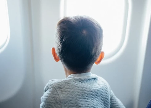 Как подготовиться к полету с детьми и не мешать другим? 5 полезных советов для родителей