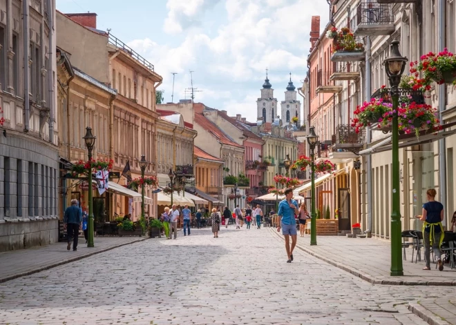 Kauņā turpmāk būs jāmaksā par iebraukšanu vecpilsētā