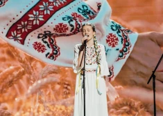 FOTO: Ieva Akuratere, Zigfrīds Muktupāvels un citi ar sirsnīgu koncertu noslēdz "Brīvības festivālu Ukrainai"