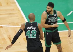 "Celtics" bez savainotā Porziņģa pārliecinoši iesoļo Austrumu konferences finālā