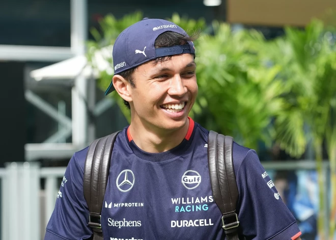 Alekss Albons paraksta jaunu vienošanos ar "Williams"