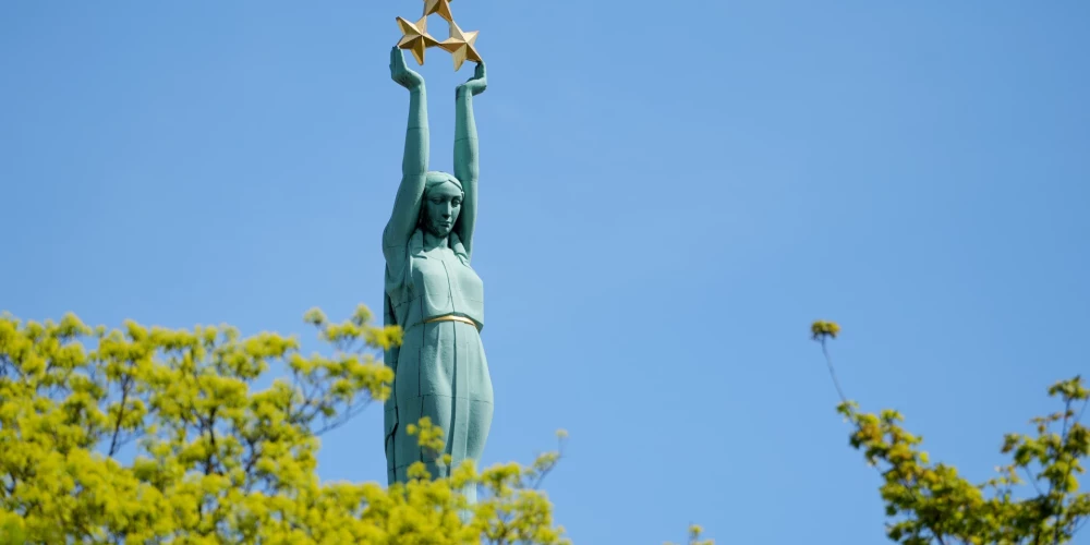 Памятник Свободы.