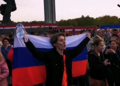Starp VDD aizturētajiem spiegiem ir Krievijas karoga vicinātāja Dubjago māte