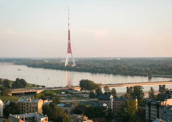 Предвыборные дебаты на русском языке: две партии за, четыре - против