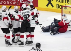Šveices hokejisti saber 8 ripas dāņu vārtos un izcīna "sauso" uzvaru