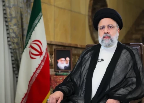 "Teherānas miesniekam" izrādīta cilvēcība - Eiropa komentē palīdzības sniegšanu Irānas prezidenta meklēšanā