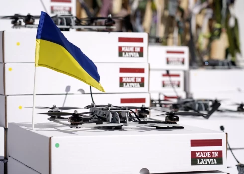 Ar iedzīvotāju saziedotajiem līdzekļiem Ukrainai tiks iegādāti 13 kaujas bezpilota lidaparāti