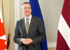 Партия недовольна предложением Ринкевича, в котором работающим в Латвии иностранцам не нужно учить госязык