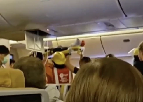 VIDEO: "Absolūtu šausmu ainas!" Pasažieri atklāj jaunas ziņas par traģisko reisu no Londonas