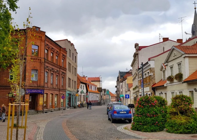 Arī šogad Rīgas iela kļūs par Vasaras ielu! Galvenā Cēsu iela brīvdienās pārvērtīsies par gājēju ielu