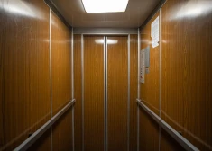Ēku apsaimniekotājs: Latvijā gandrīz pusei liftu ir beidzies ražotāja noteiktais lietošanas termiņš