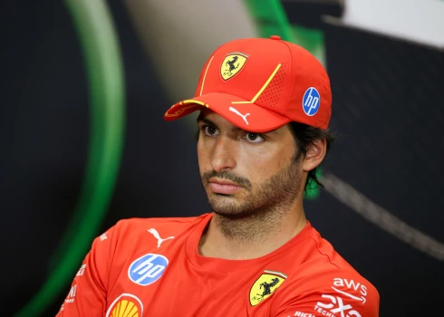 Karloss Sainss pagaidām ne apstiprina, ne noliedz, ka sarunas ar "Williams" esot iegājušas ļoti nopietnā gultnē.