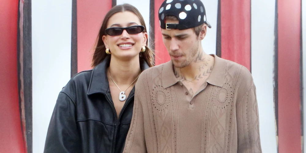 Ходили слухи, что у пары может быть не все гладко в отношениях, однако на самом деле топ-модель беременна.