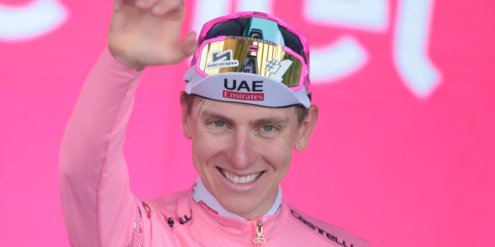 Pogačars uzvar "Giro d'Italia" 20. posmā un nostiprinās velobrauciena vadībā