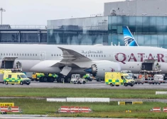 Reisā no Dohas uz Īriju piedzīvota spēcīga turbulence; ievainojumus guvuši 12 cilvēki