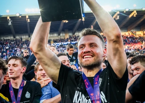 "Club Brugge" trillera cienīgā sižetā atgūst Beļģijas čempiontitulu futbolā