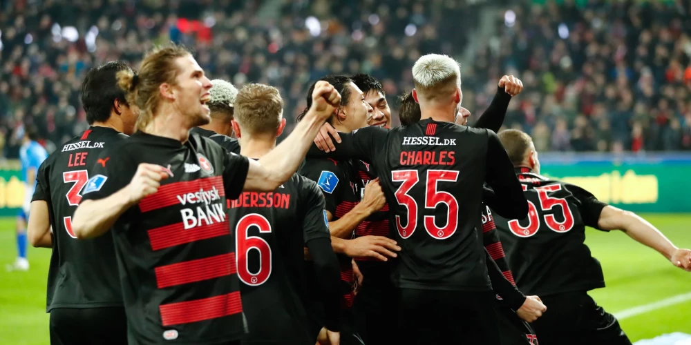 FC "Midtjylland" futbolistiem čempionāta pēdējā kārtā pietika ar neizšķirtu, lai atgūtu Dānijas čempiontitulu.