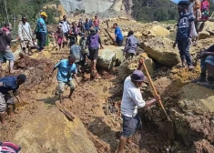 VIDEO: zemes nogruvumā Papua-Jaungvinejā zem dubļiem aprakti vismaz 2000 cilvēku - cerības atrast izdzīvojušos sarūk