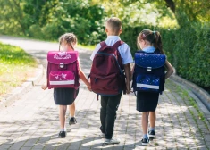 Итог первого года школьной реформы в Латвии - детям стало гораздо тяжелее
