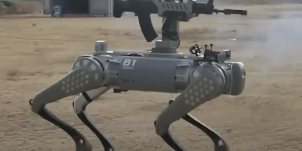 Ķīnas jaunākās paaudzes robotsuns.