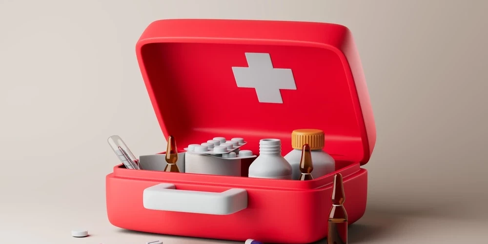 Сгруппируйте похожие препараты вместе, чтобы в случае необходимости вам легче было найти нужное лекарство.