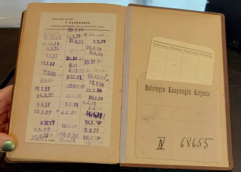 Somijā ar 84 gadu aizkavēšanos atgriezta no bibliotēkas izņemta grāmata