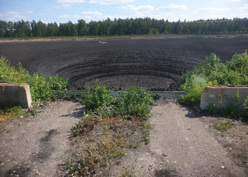 “Rīgas ūdens” bioloģiskās attīrīšanas stacijas “Daugavgrīva” dūņu lauki.